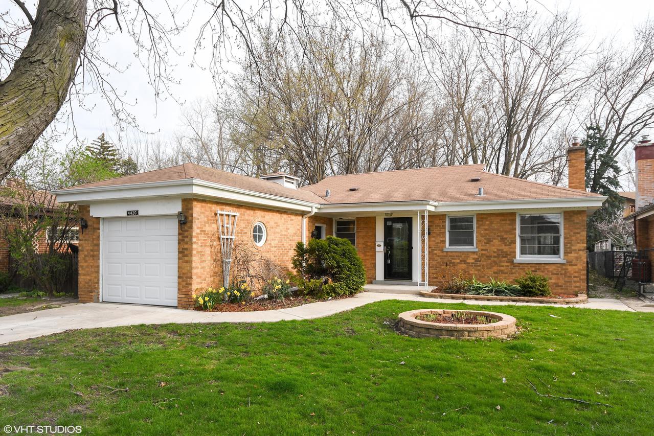 4420 Main St., Skokie, IL 60076
