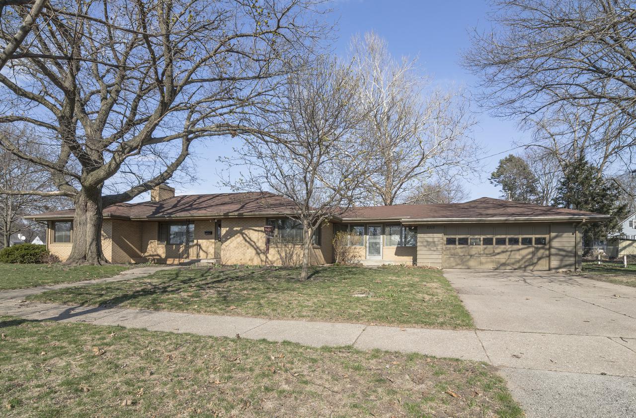 2315 N Winnebago St., Rockford, IL 61103