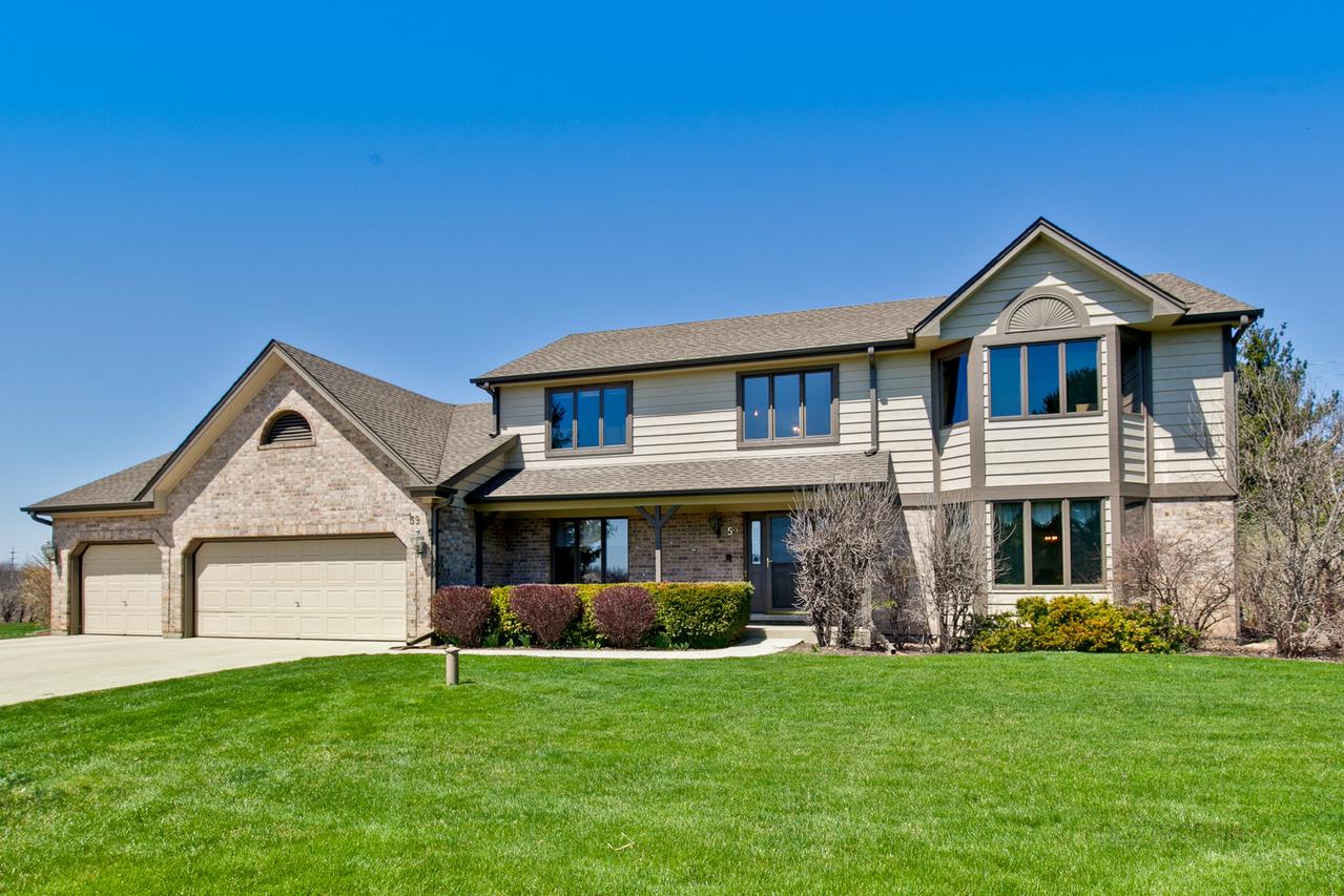 59 Seneca Ave., Hawthorn Woods, IL 60047