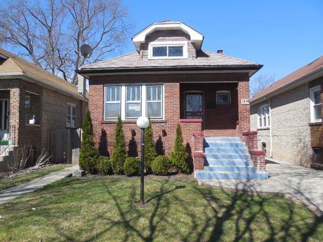 1410 S 10th Ave., Maywood, IL 60153