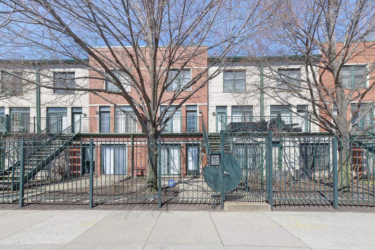 1812 S State St. #12C, Chicago, IL 60616