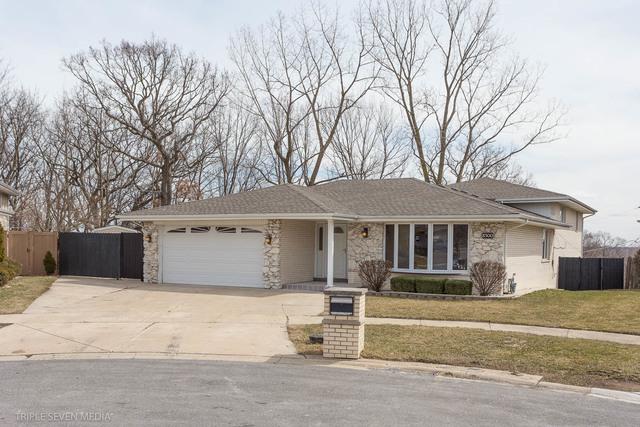 8300 W 99th Pl., Palos Hills, IL 60465