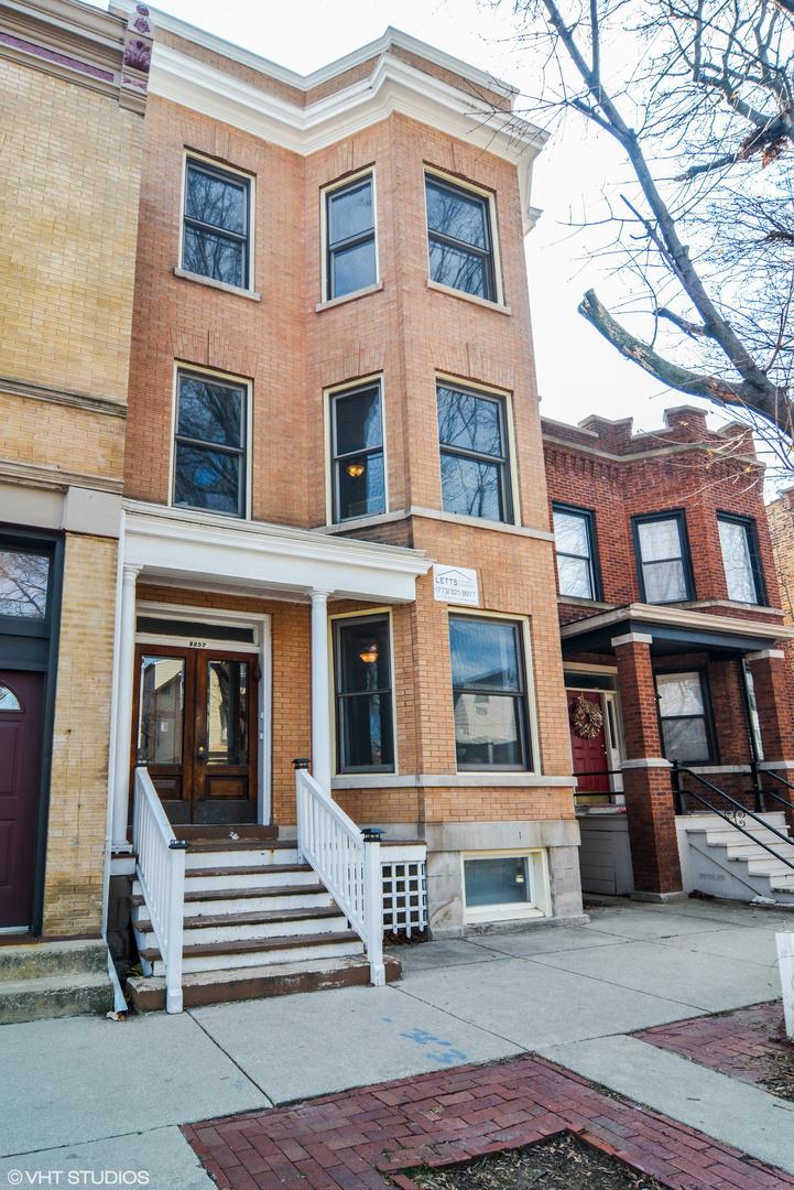 3257 N Hoyne Ave., Chicago, IL 60618