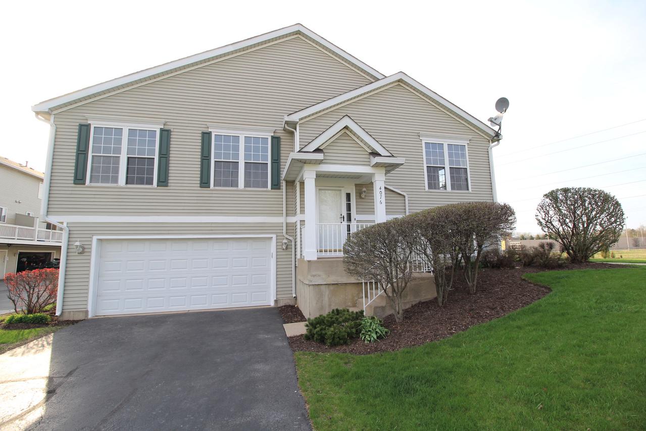 4076 Hennepin Dr., Joliet, IL 60431