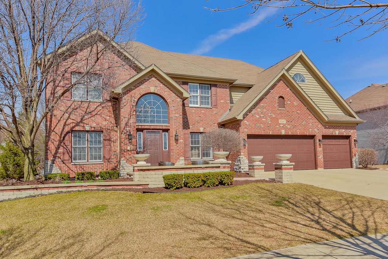 3507 Grassmere Rd., Naperville, IL 60564