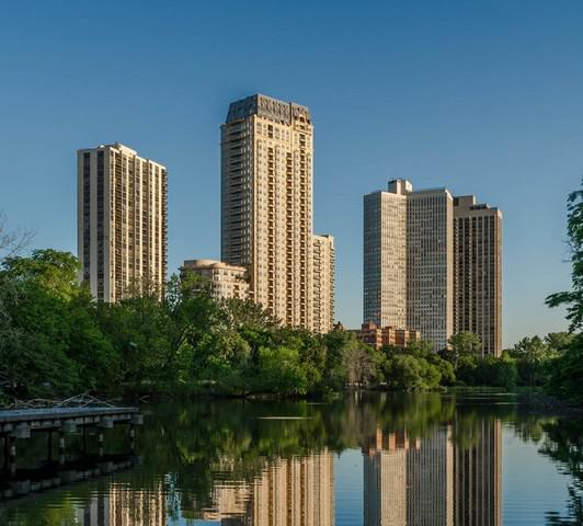 2550 N Lakeview Ave. #S3401, Chicago, IL 60614