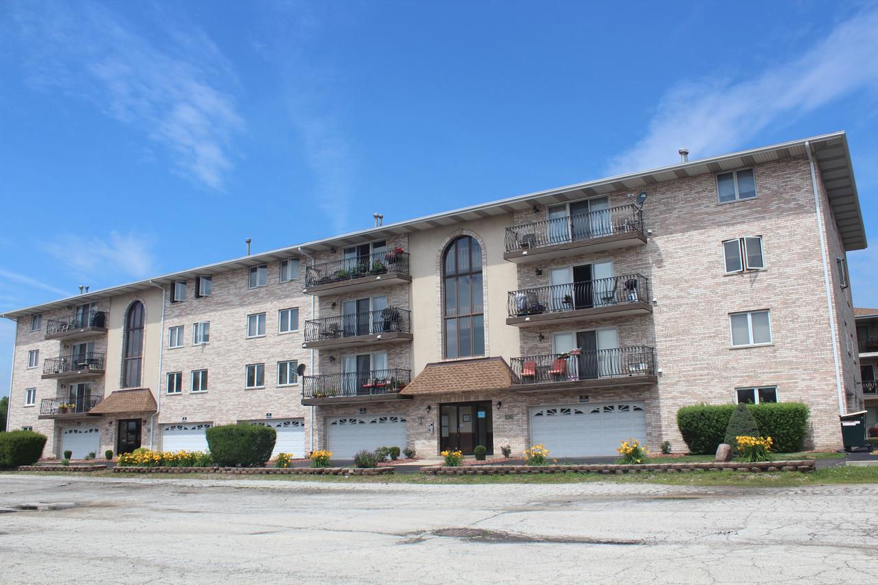 6248 S Gullikson Rd. #3E, Chicago, IL 60638