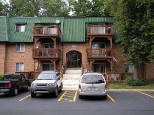 2002 Tall Oaks Dr. #3A, Aurora, IL 60506