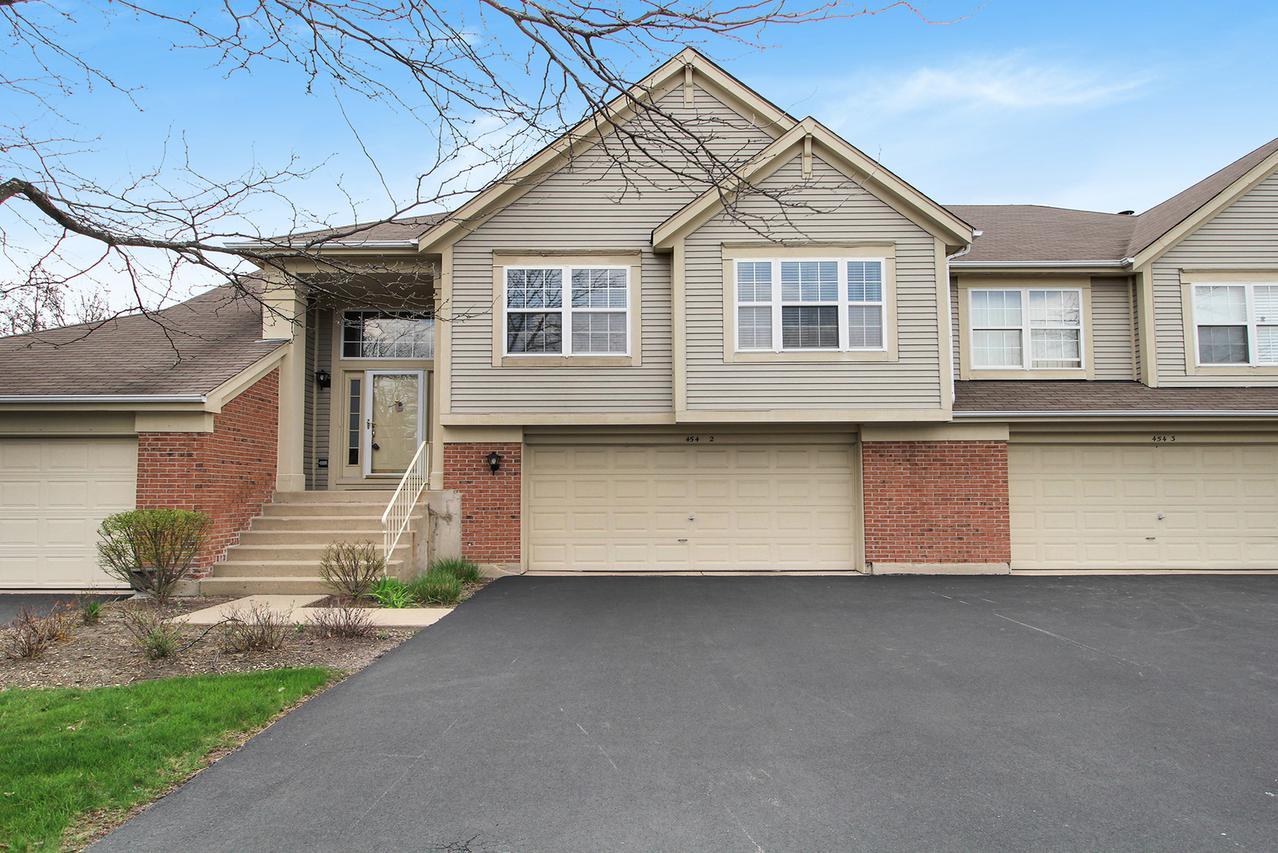 454 Mayflower Ln. #2, Bartlett, IL 60103
