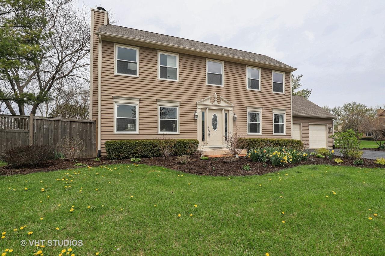 2 Coral Reef Ct., Third Lake, IL 60030