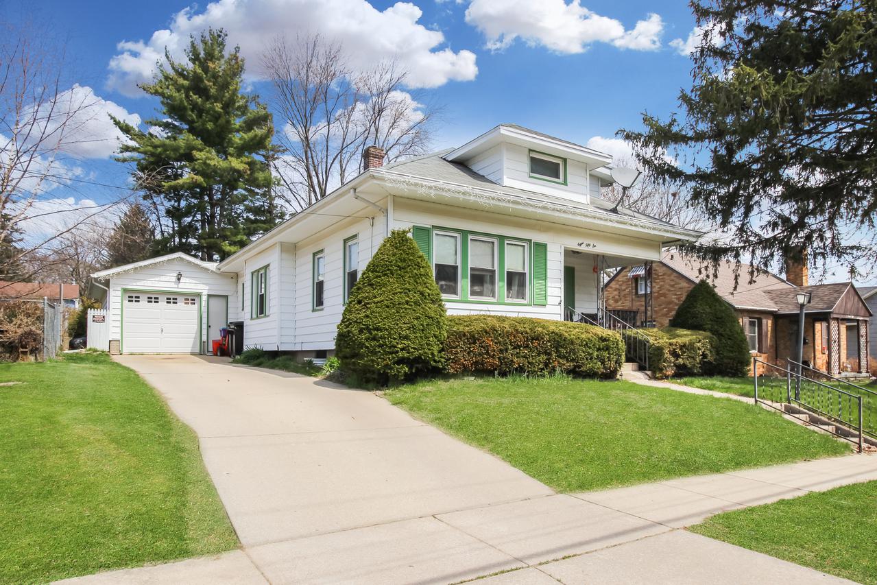856 W Cottonwood St., Freeport, IL 61032