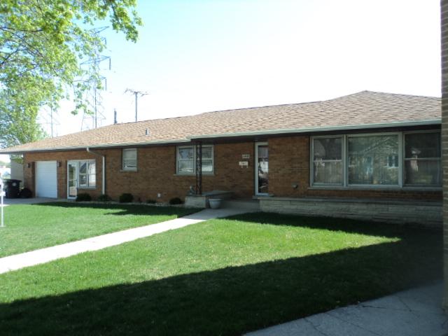 4847 Clyde Ter., Mccook, IL 60525