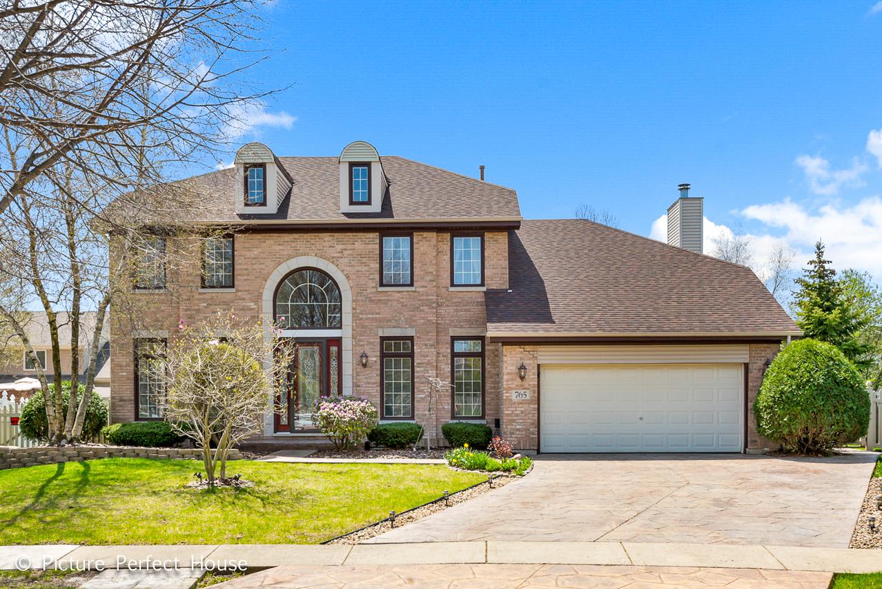 765 Wheatland Ln., Bolingbrook, IL 60490