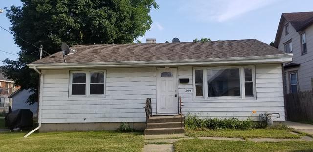 209 W Empire St., Freeport, IL 61032