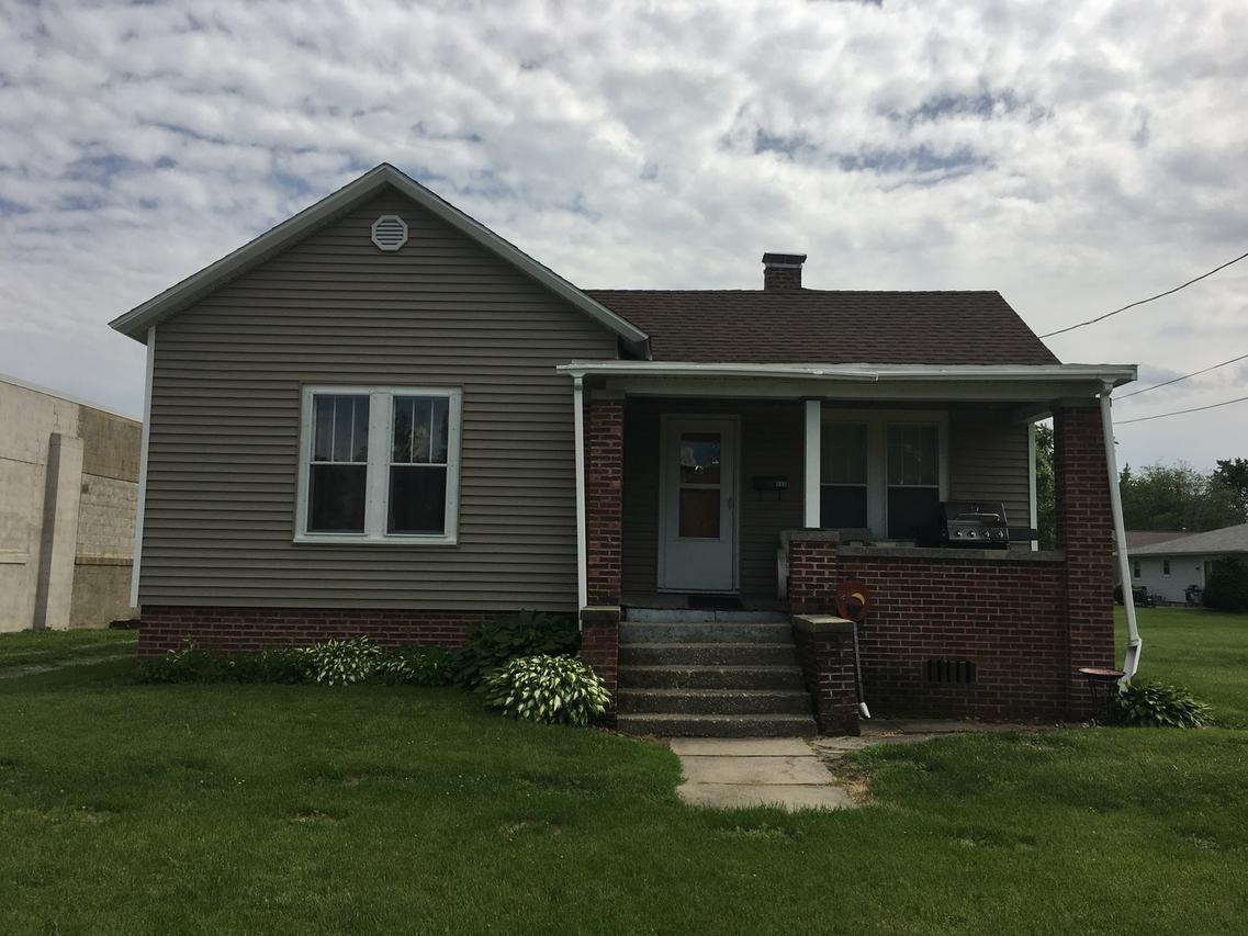 513 James St., Streator, IL 61364