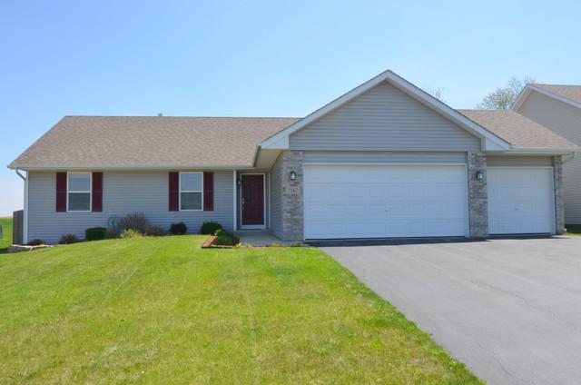 7167 Mullinshire Way, Machesney Park, IL 61115