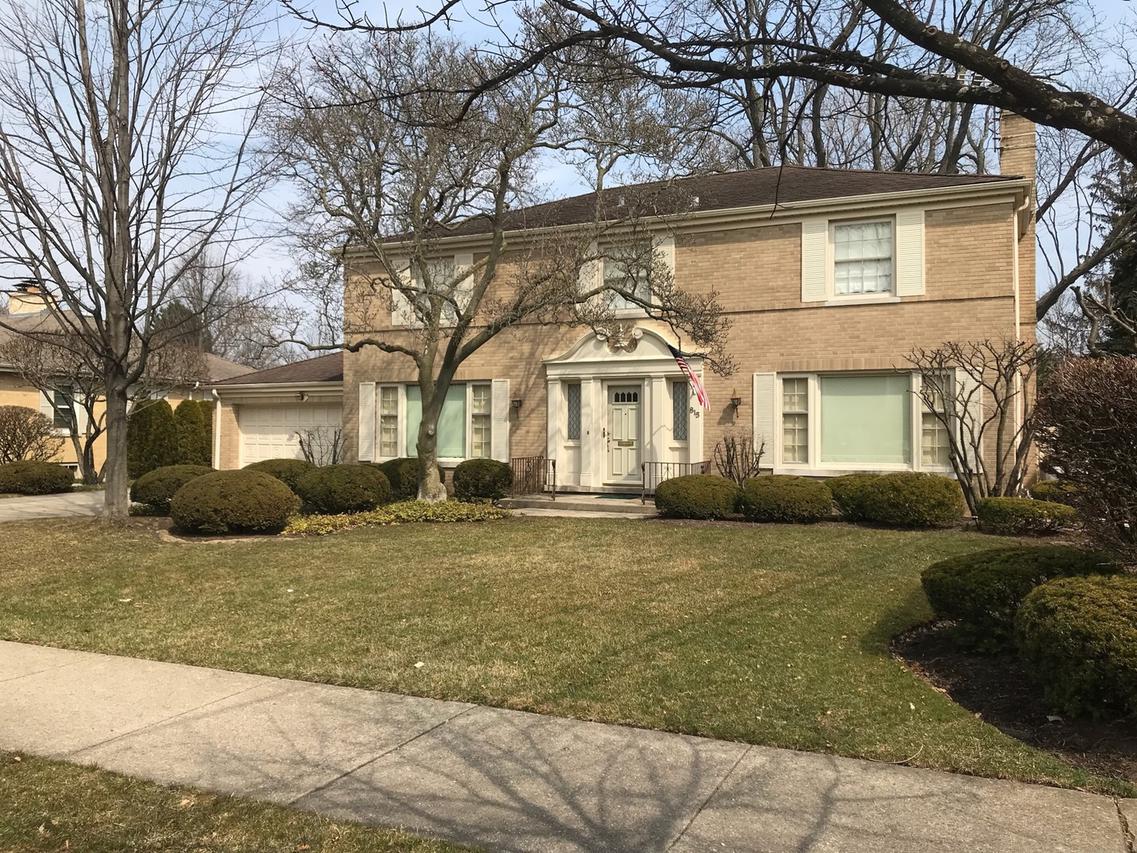 815 Windsor Rd., Glenview, IL 60025