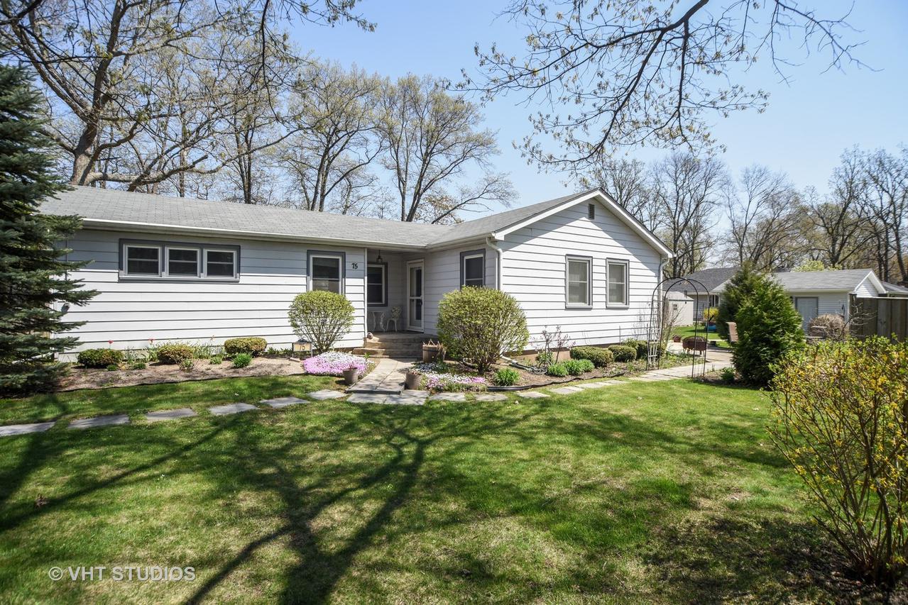 75 S 1st St., Gurnee, IL 60031
