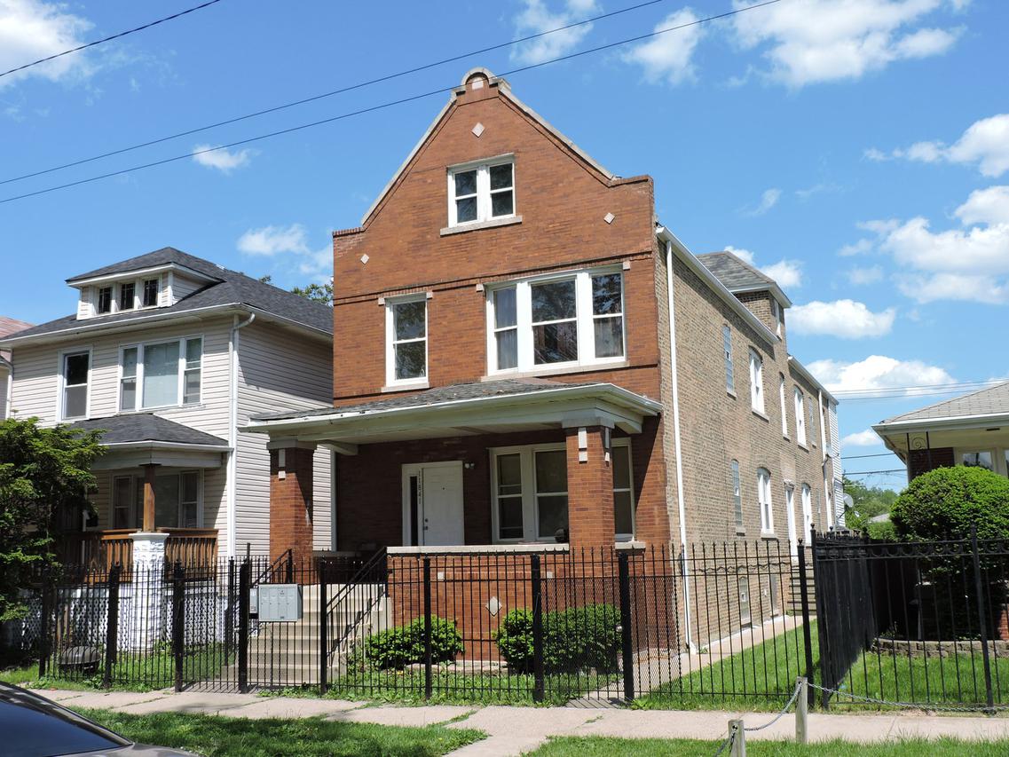 11841 S Indiana Ave., Chicago, IL 60628