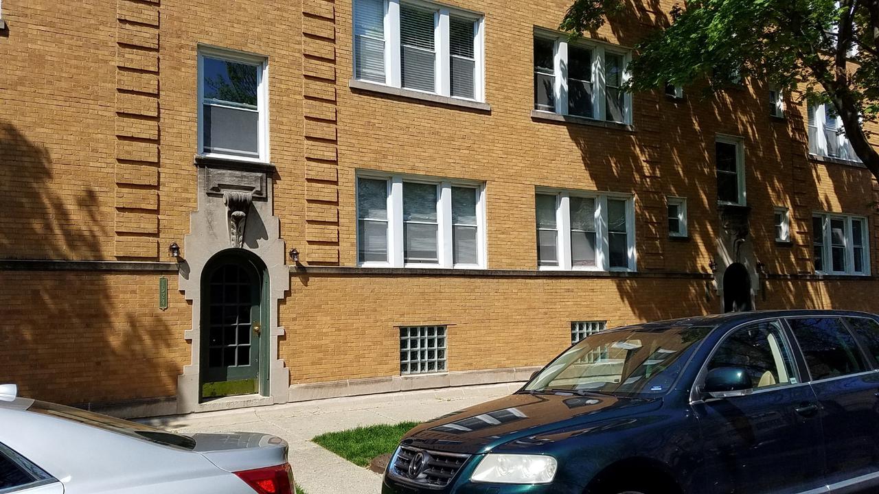 1524 W Schreiber Ave. #1, Chicago, IL 60626