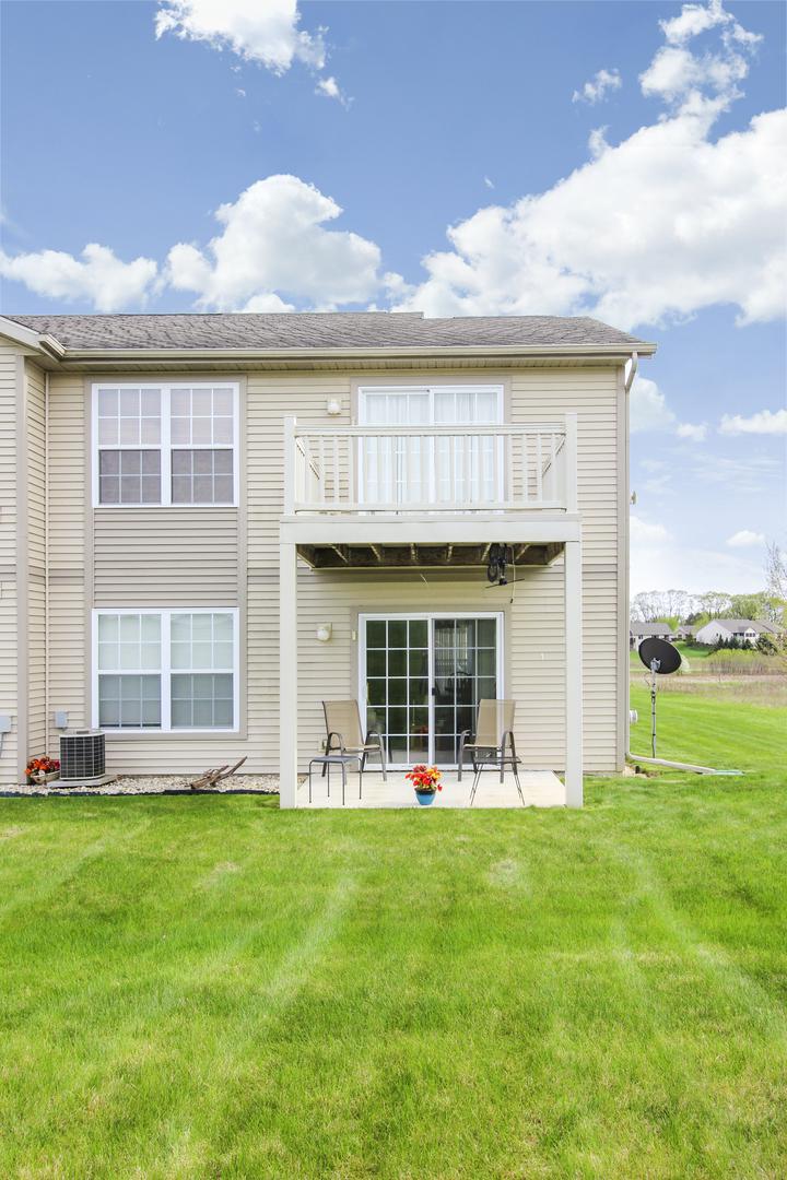 3256 Rye Ridge Tr. #13-D, Freeport, IL 61032