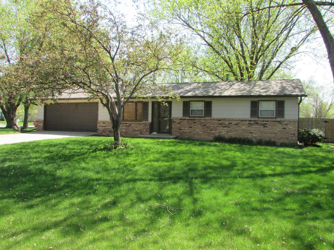 1109 Heron Dr., Machesney Park, IL 61115