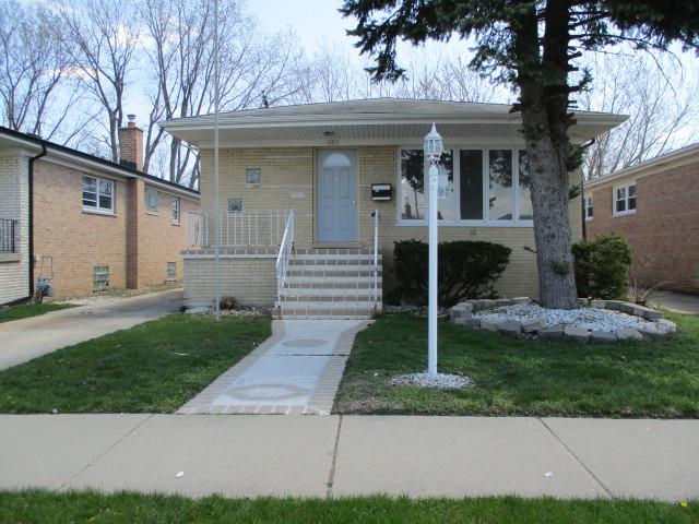 605 Exchange Ave., Calumet City, IL 60409