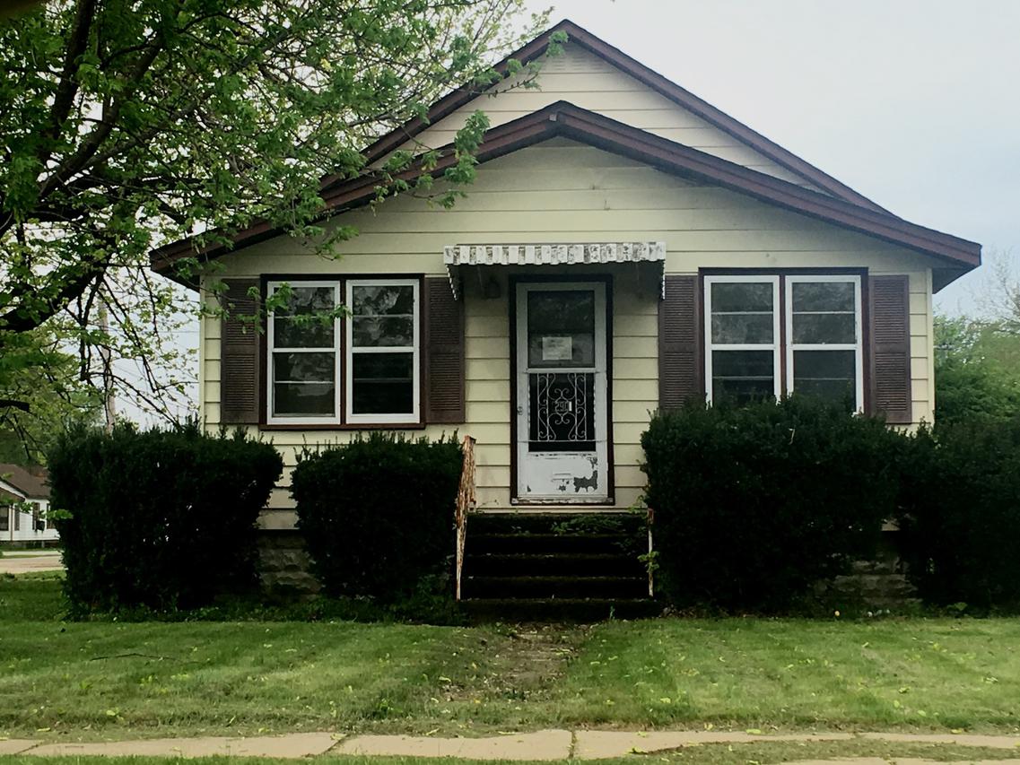 290 S Broadway St., Coal City, IL 60416