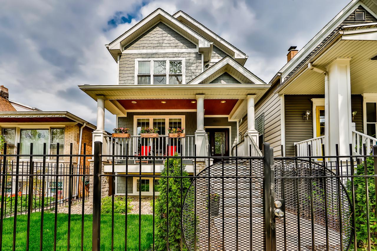 4211 N Bernard St., Chicago, IL 60618