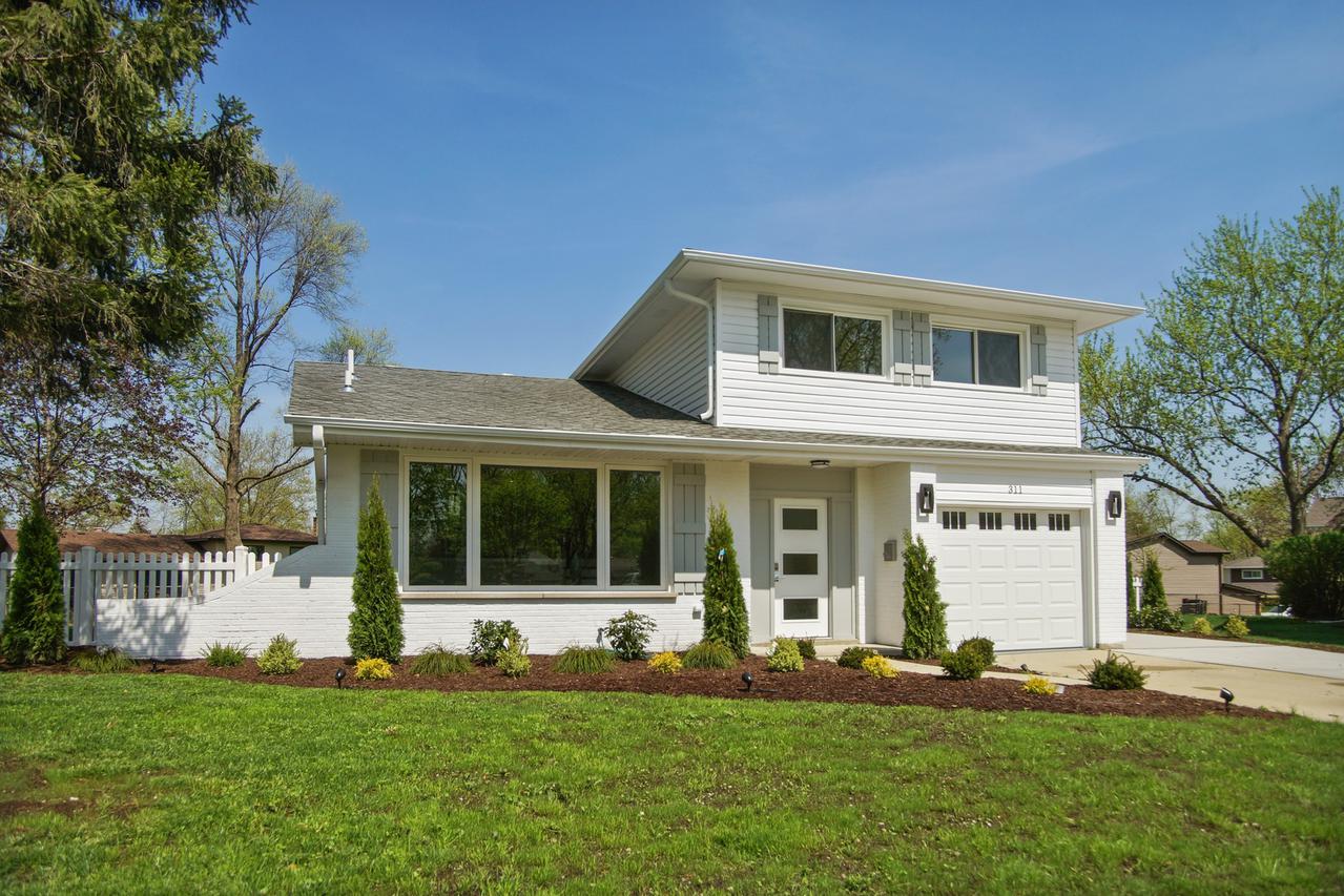 311 Hackberry Ct., Schaumburg, IL 60193