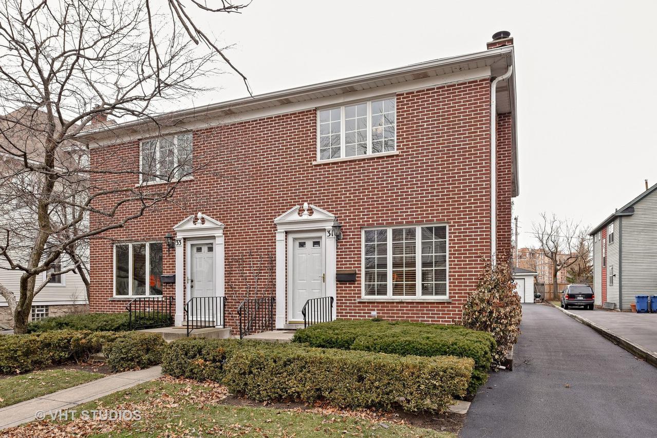 31 N Madison Ave., La Grange, IL 60525