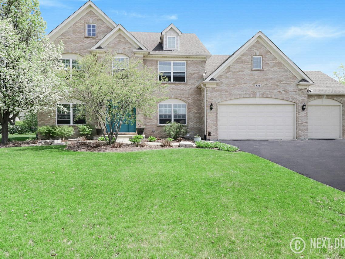824 Homestead Dr., Yorkville, IL 60560
