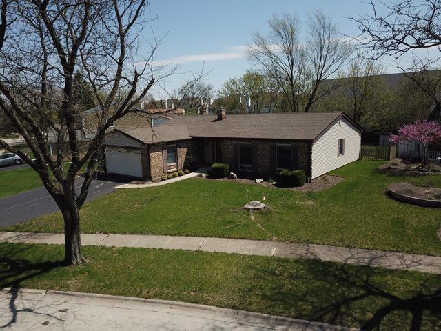 457 Philadelphia Ave., Westmont, IL 60559