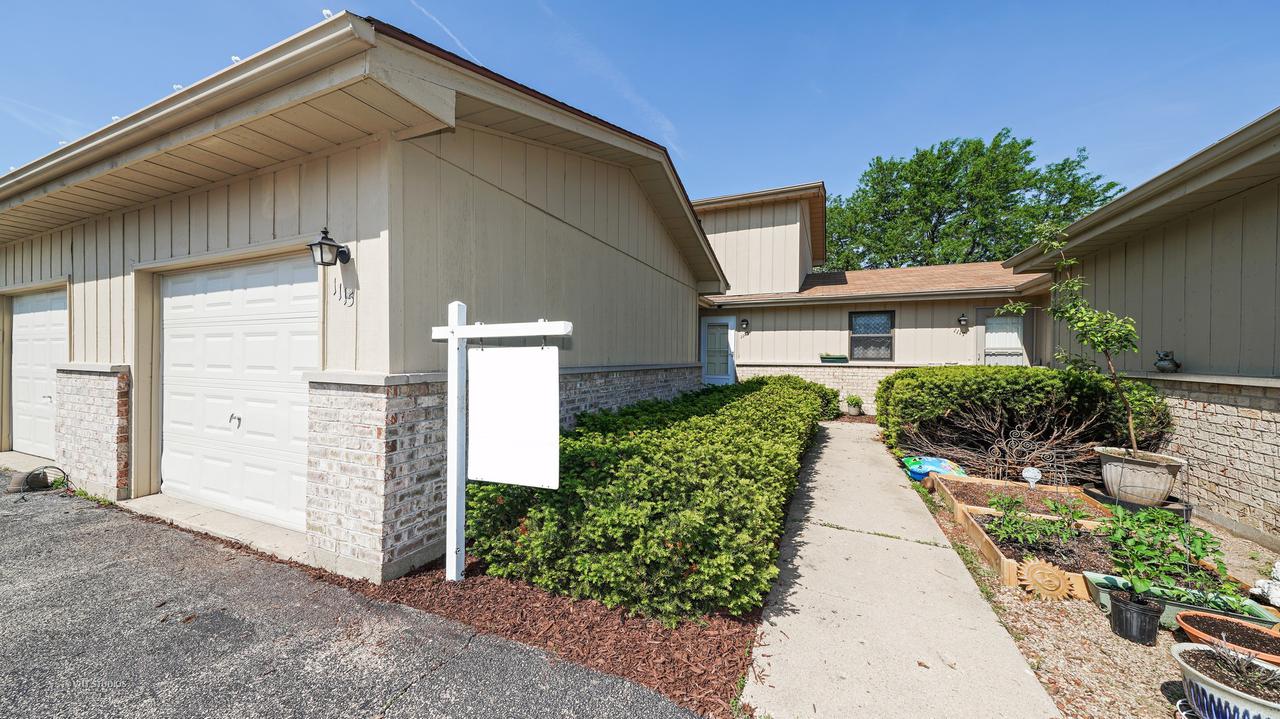 1115 Lillian Ln., Sandwich, IL 60548
