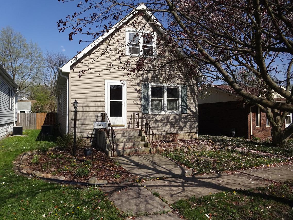 3505 Peoria St., Steger, IL 60475