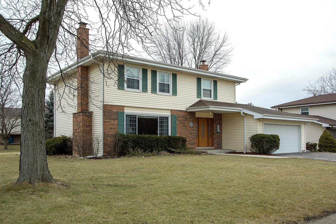 408 Walters Ln., Itasca, IL 60143