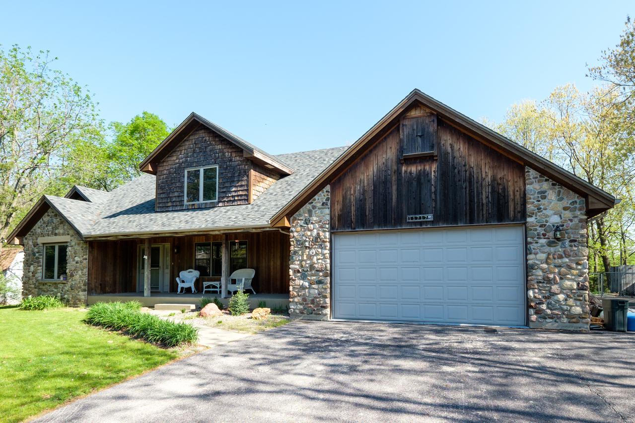 11717 Lovejoy Close, Machesney Park, IL 61115