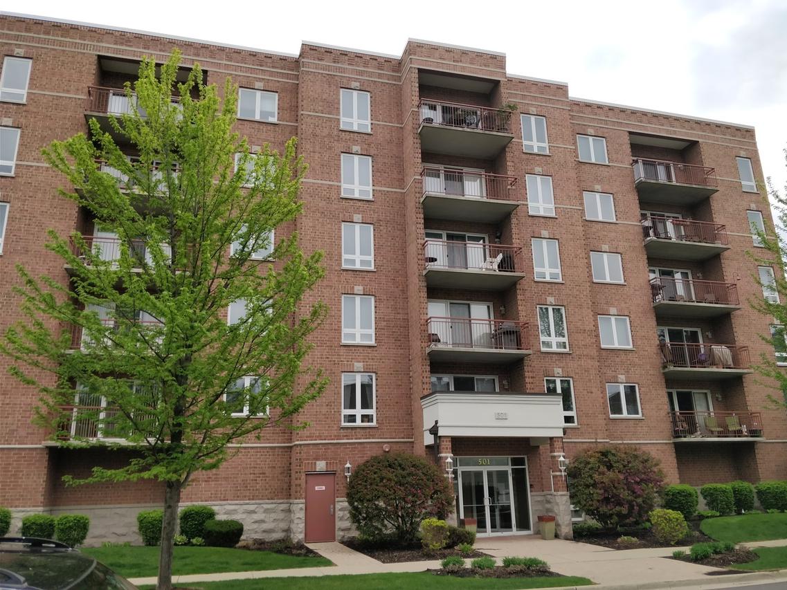 501 Alles St. #503A, Des Plaines, IL 60016