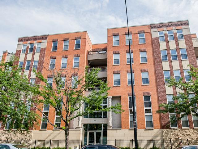 3550 W Montrose Ave. #304, Chicago, IL 60618