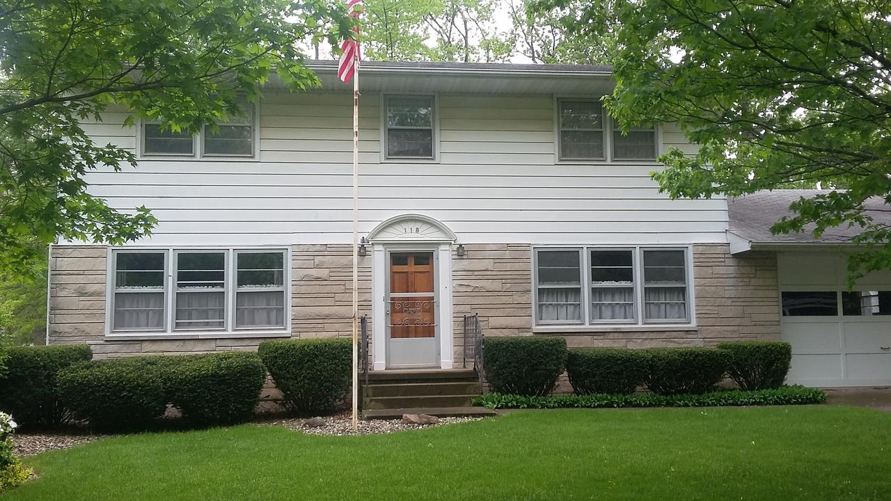 118 E Market St., Piper City, IL 60959