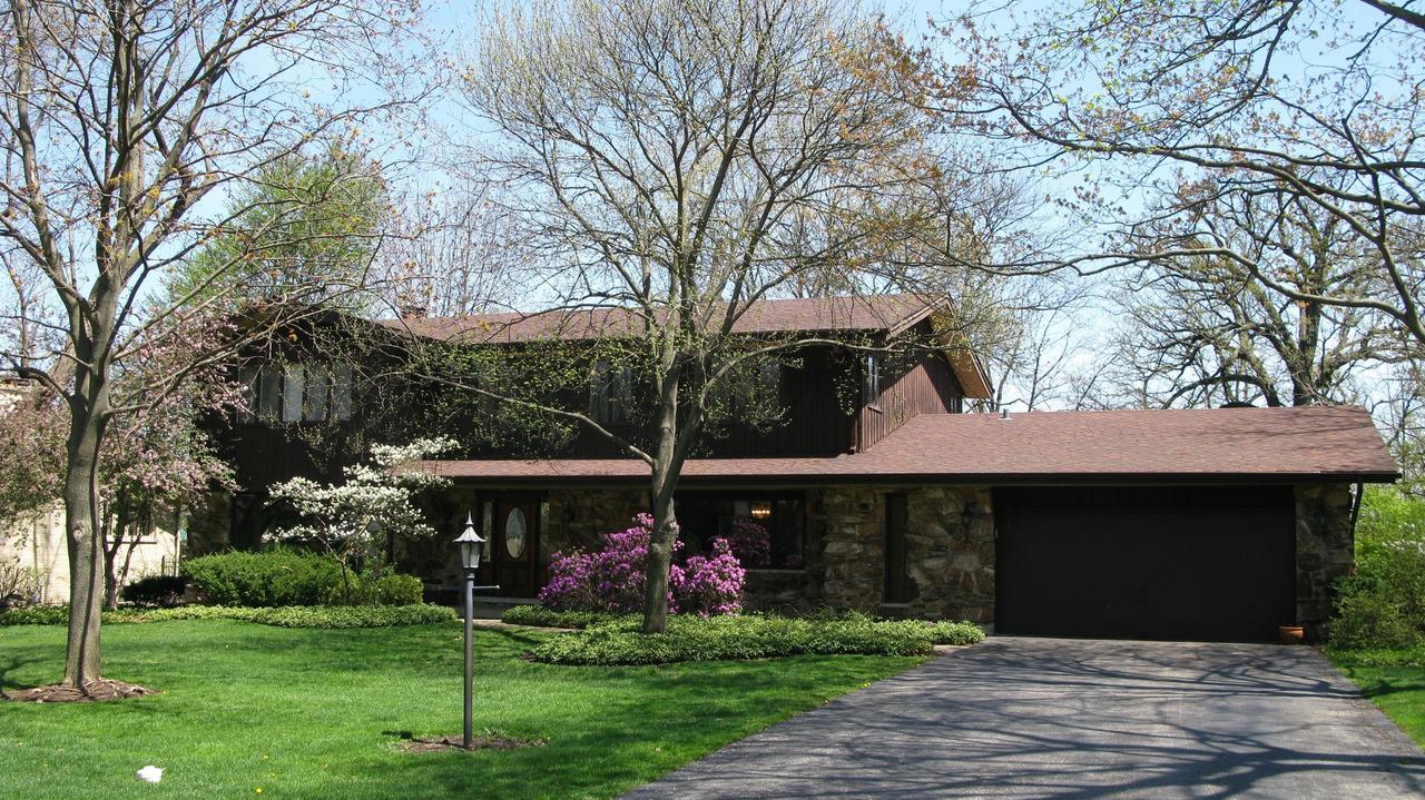 1573 S Garden St., Palatine, IL 60067