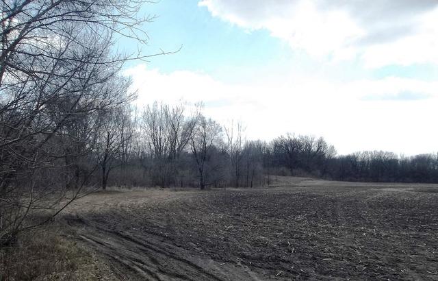 00000 Como Rd., Sterling, IL 61081