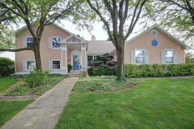 2909 Crestridge Dr., Champaign, IL 61821
