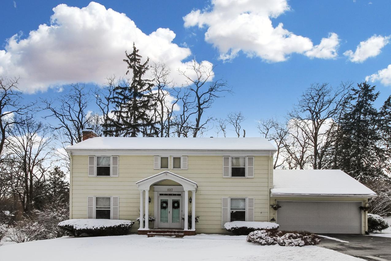 1517 W Demeter Dr., Freeport, IL 61032