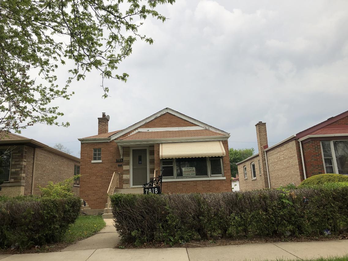 7818 S Hoyne Ave., Chicago, IL 60620