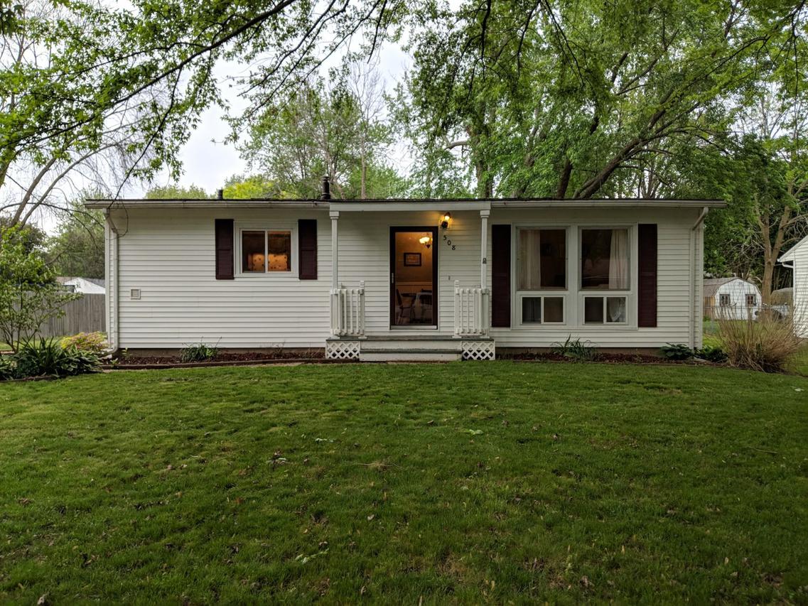 508 Stout St., St. Joseph, IL 61873