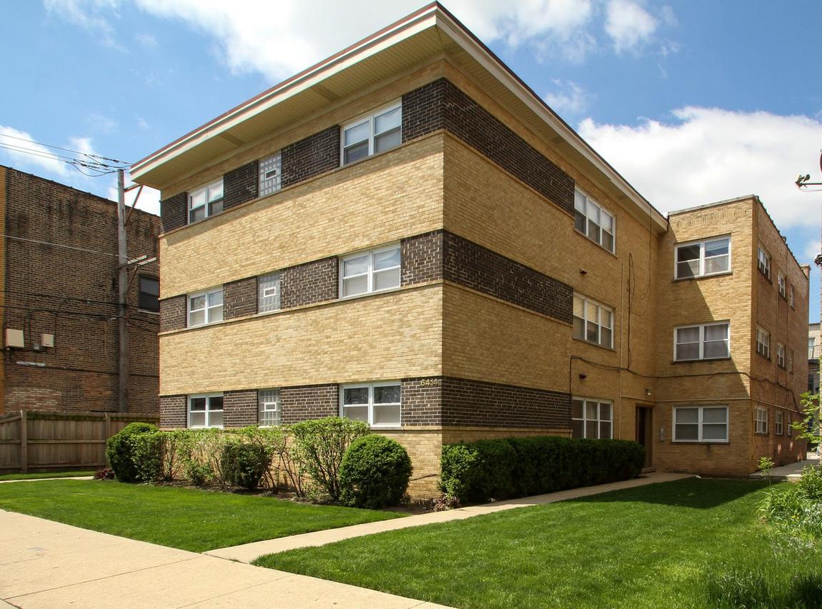 6414 N Mozart St. #3S, Chicago, IL 60645