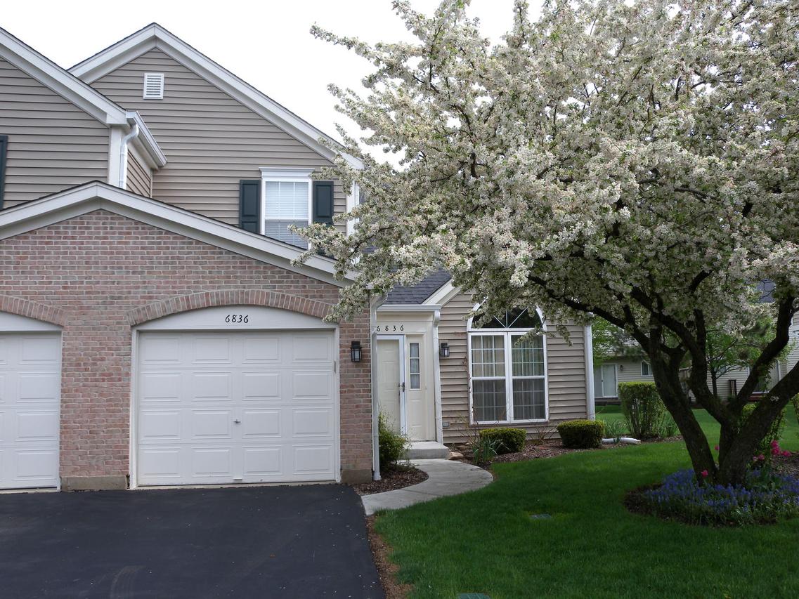 6836 Chesapeake Ct., Gurnee, IL 60031