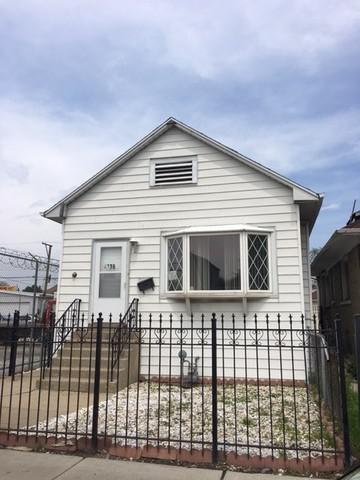 4736 W Addison St., Chicago, IL 60641