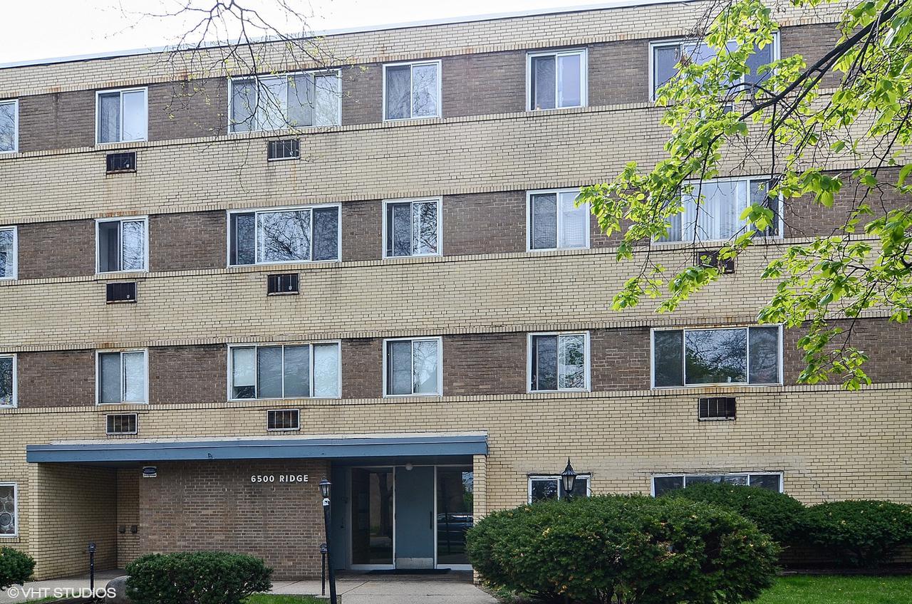 6500 N Ridge Blvd. #2B, Chicago, IL 60645